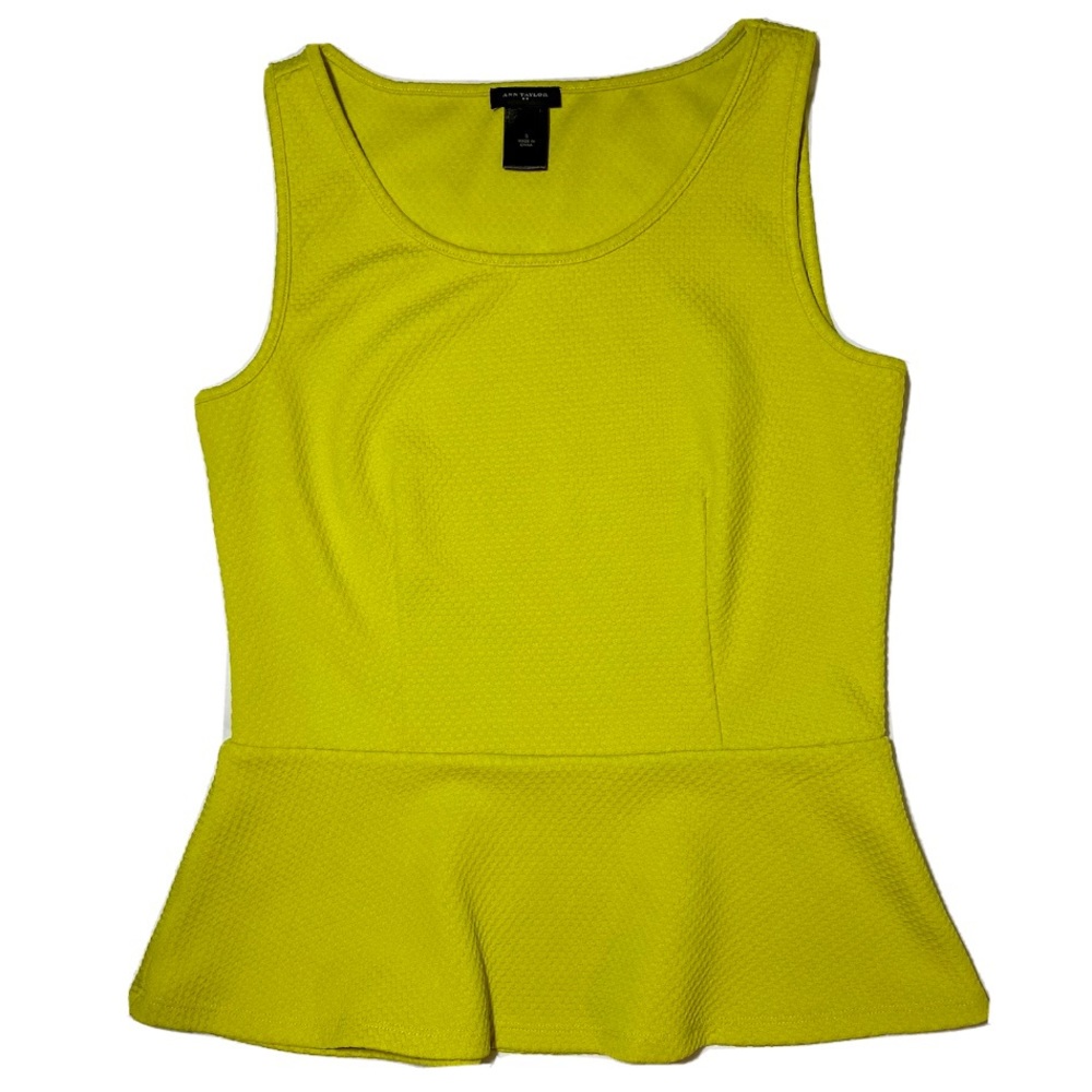 Ann Taylor Women’s Lime Green Top with Ruffle Bottom Size Small - Picture 1 of 6